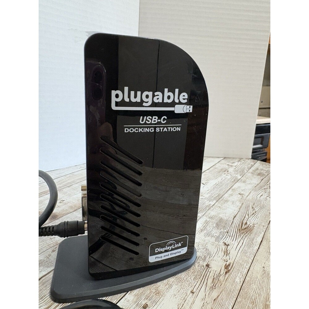 Plugable UD-3900 SuperSpeed USB 3.0 Dual Monitor Docking Station